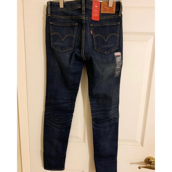 👖 Levi’s NWT Skinny Jeans 👖 - Picture 2 of 6